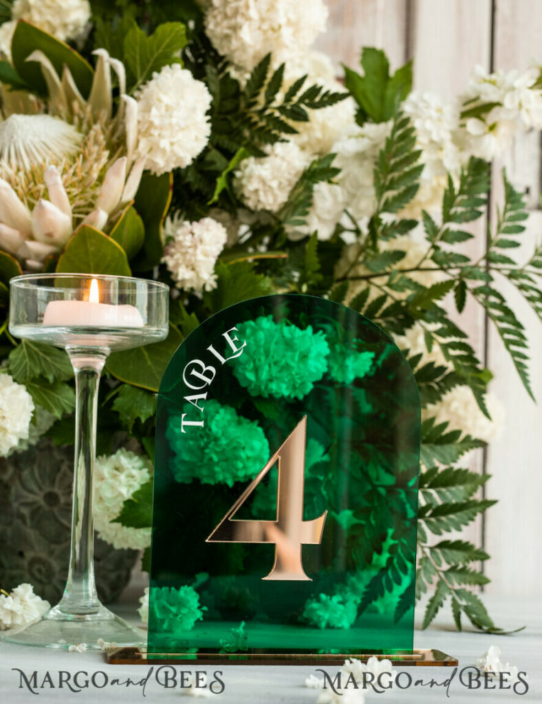 Acrylic Arch Green Table Numbers, Emerald Green Acrylic and gold table numbers, Gold Plexi Table Numbers, Luxury Wedding Table Decor, Greenery Wedding Sign