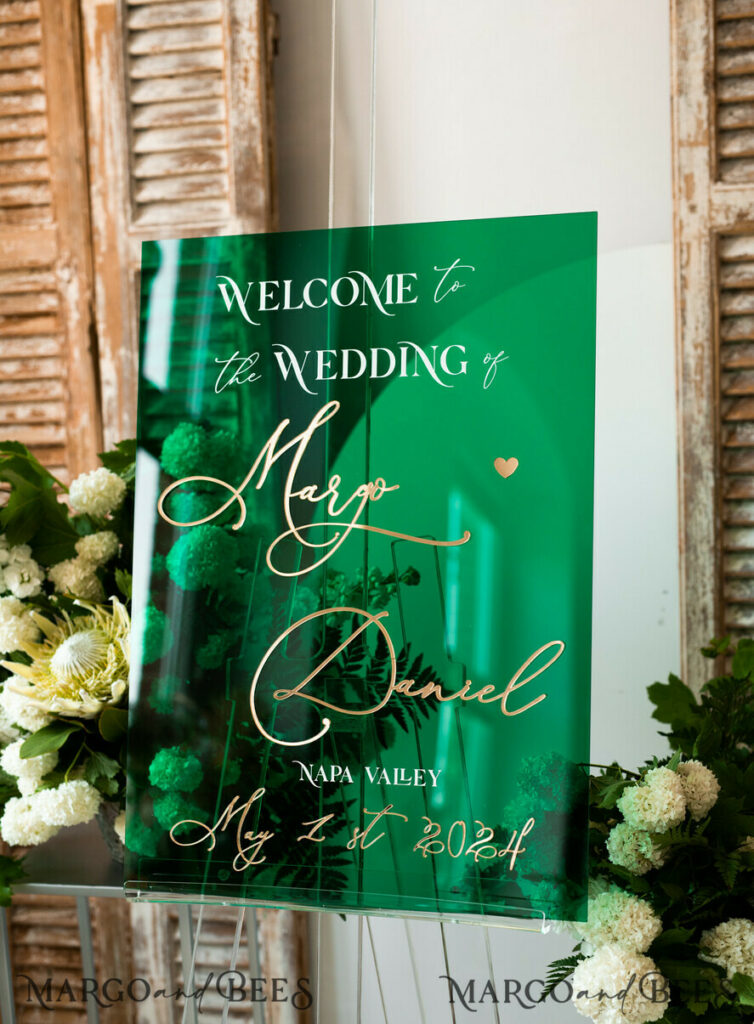 Luxury Green and Gold Wedding Welcome Sign, Emerald Green Acryl Wedding Decor, Personalised Wedding Sign, Wedding Board, Welcome Wedding Board
