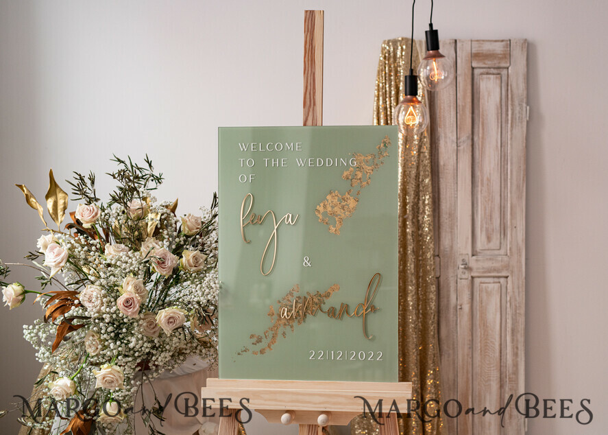 Acrylic Sage Green & Gold Wedding Welcome Sign, Painted Acrylic & gold Wedding Welcome Sign, Greenery Gold Plexi Wedding Welcome Sign, Luxury Wedding Wedding Welcome Sign, Tuscany Wedding Signage Golden mirror Wedding Welcome Sign