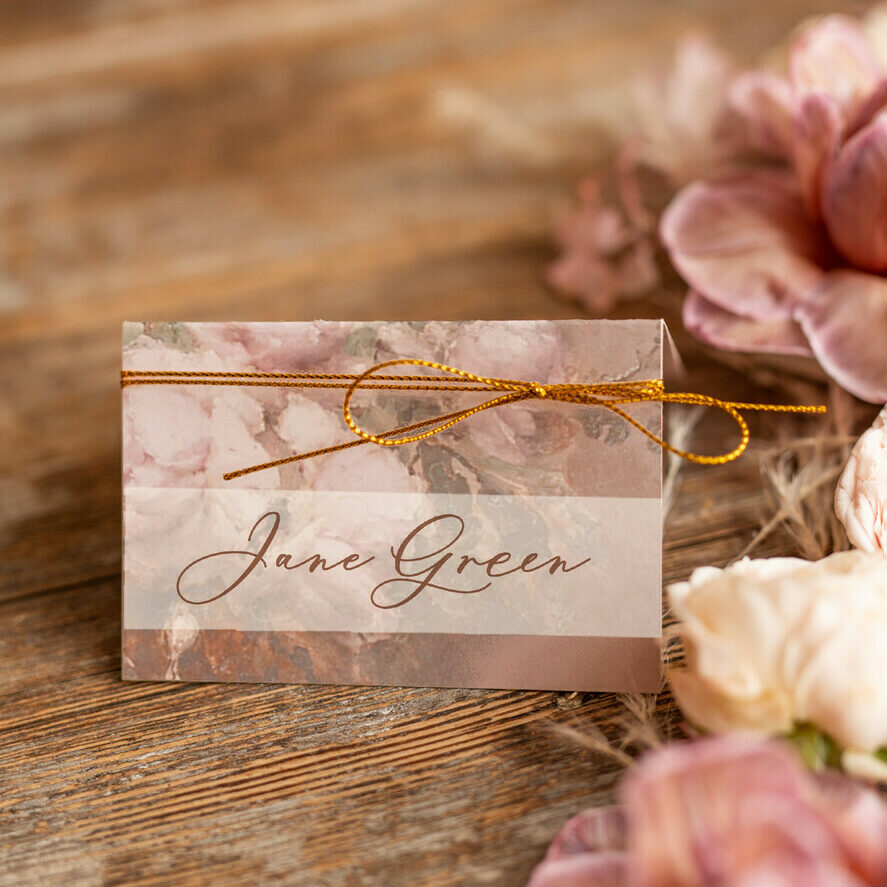 Floral Boho Classic Place Cards, Golden String Luxury Romantic Wedding Name Tags, Elegant Vintage Oil Paint Flowers, Gorgeous Name Tags for Your Wedding Tables