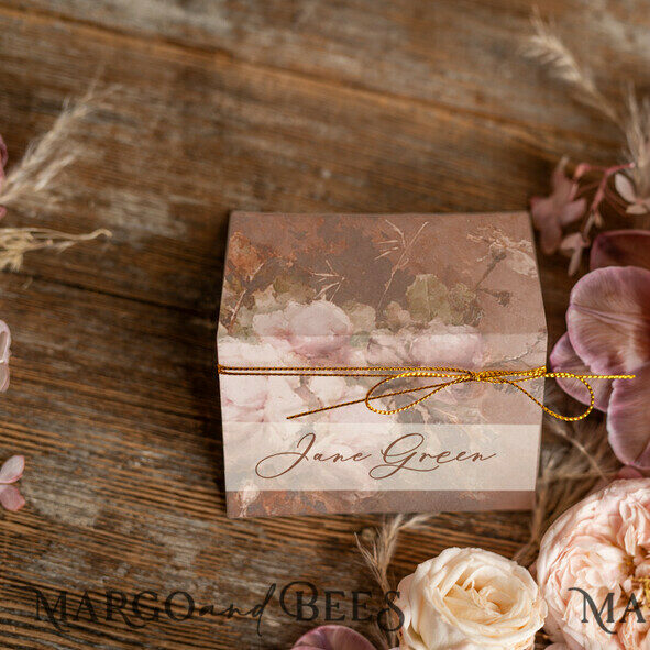 Floral Boho Classic Place Cards, Golden String Luxury Romantic Wedding Name Tags, Elegant Vintage Oil Paint Flowers, Gorgeous Name Tags for Your Wedding Tables