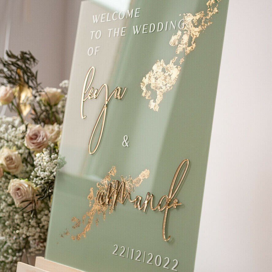 Acrylic Sage Green & Gold Wedding Welcome Sign, Painted Acrylic & gold Wedding Welcome Sign, Greenery Gold Plexi Wedding Welcome Sign, Luxury Wedding Wedding Welcome Sign, Tuscany Wedding Signage Golden mirror Wedding Welcome Sign