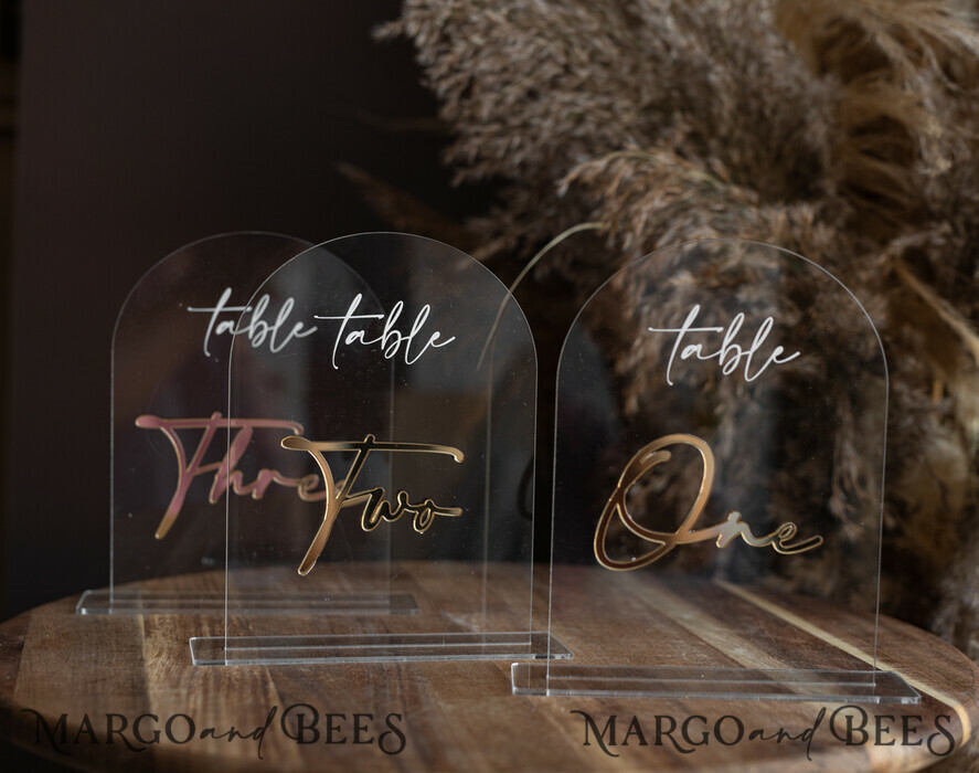 Transparent Acrylic Arch Table Numbers, Clear Acrylic And Gold Signs, Gold Plexi Table Numbers, Luxury Wedding Table Decor, Wedding Signage Golden Mirror Number