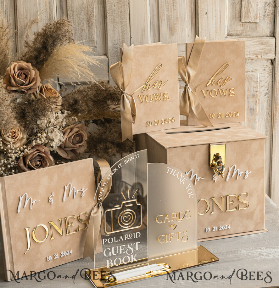 Modern Chic Beige & Gold Exclusive Set for Your Wedding