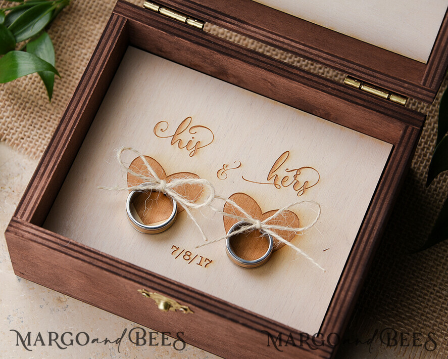 Presoanlised wedding Ring box for 2 or 3 rings, Handmade wedding ring box • Real Flowers ring bearer box • wood luxury ring box