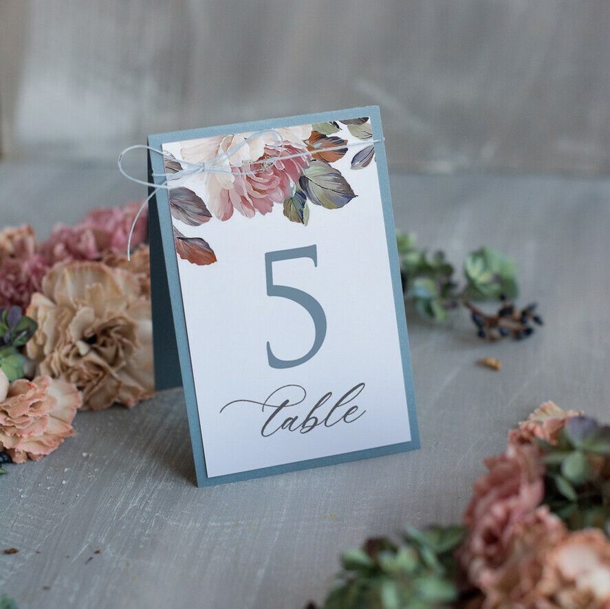 Romantic Dusty Blue Table Numbers, Elegant Wedding Table Cards with Twine, Floral Boho Table Décor, Luxury Table Number with Flowers, Simple Aesthetic Number