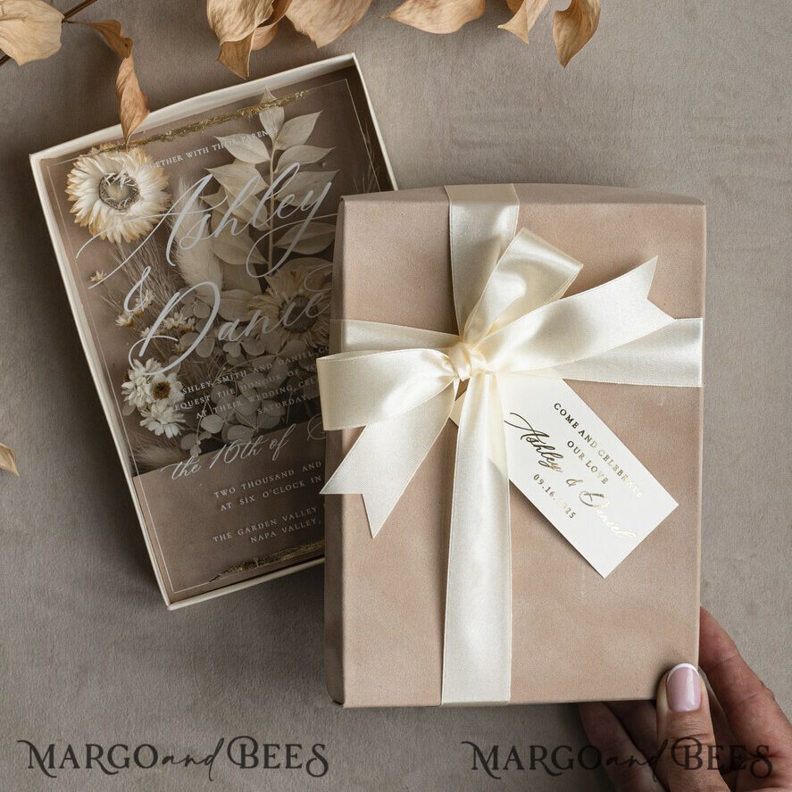 Luxurious Wedding Essentials: Beige & Gold Velvet Box Set, Custom Invitations & Elegant Acrylic Name Cards for a Romantic Fall Celebration