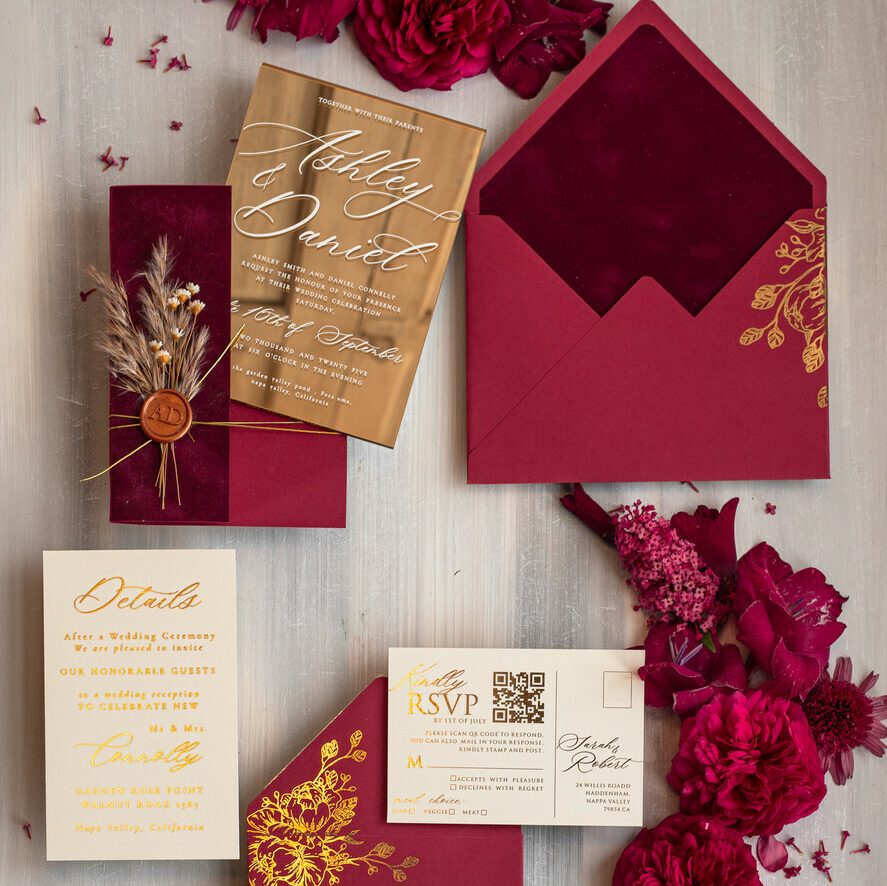 Burgundy Mirror gold Wedding Invitations, Elegant Garden Wedding Cards, maroon Acrylic Wedding Invites, Pampass Grass Gold Plexi Wedding Invitation Suite