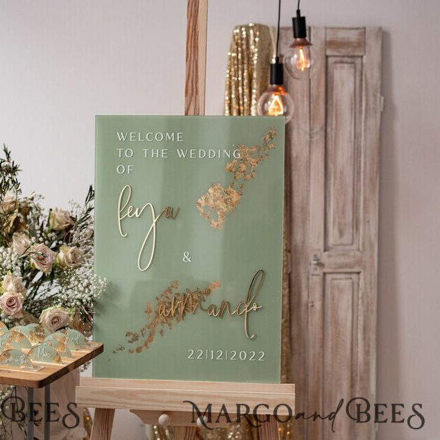 Acrylic Sage Green & Gold Wedding Welcome Sign, Painted Acrylic & gold Wedding Welcome Sign, Greenery Gold Plexi Wedding Welcome Sign, Luxury Wedding Wedding Welcome Sign, Tuscany Wedding Signage Golden mirror Wedding Welcome Sign