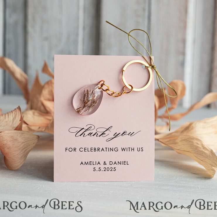 Wedding Favors For Guests in bulk Custom Resin Keychain, Golden personalised Thank you gifts Teardrop Keychain with Gold-Plated Stainless Steel Hardware