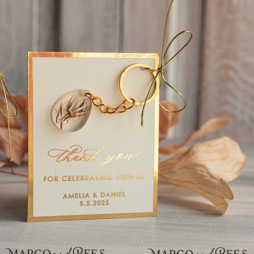 Wedding Favors For Guests in bulk Custom Resin Keychain, Golden personalised Thank you gifts Teardrop Keychain with Gold-Plated Stainless Steel Hardware