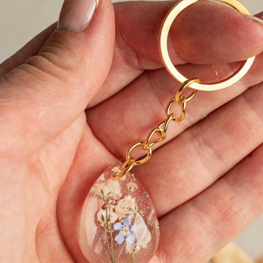 Wedding Favors For Guests in bulk Custom Resin Keychain Personalised Thank you gifts Teardrop Keychain with Gold-Plated Stainless Steel Hardware