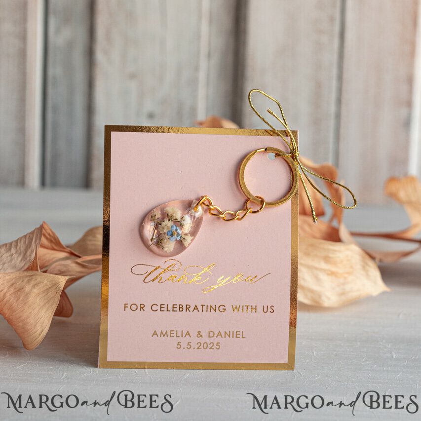 Wedding Favors For Guests in bulk Custom Resin Keychain, Golden personalised Thank you gifts Teardrop Keychain with Gold-Plated Stainless Steel Hardware