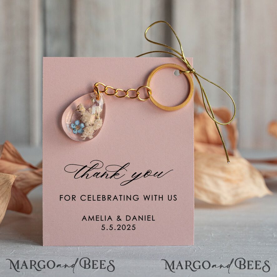 Wedding Favors For Guests in bulk Custom Resin Keychain Personalised Thank you gifts Teardrop Keychain with Gold-Plated Stainless Steel Hardware