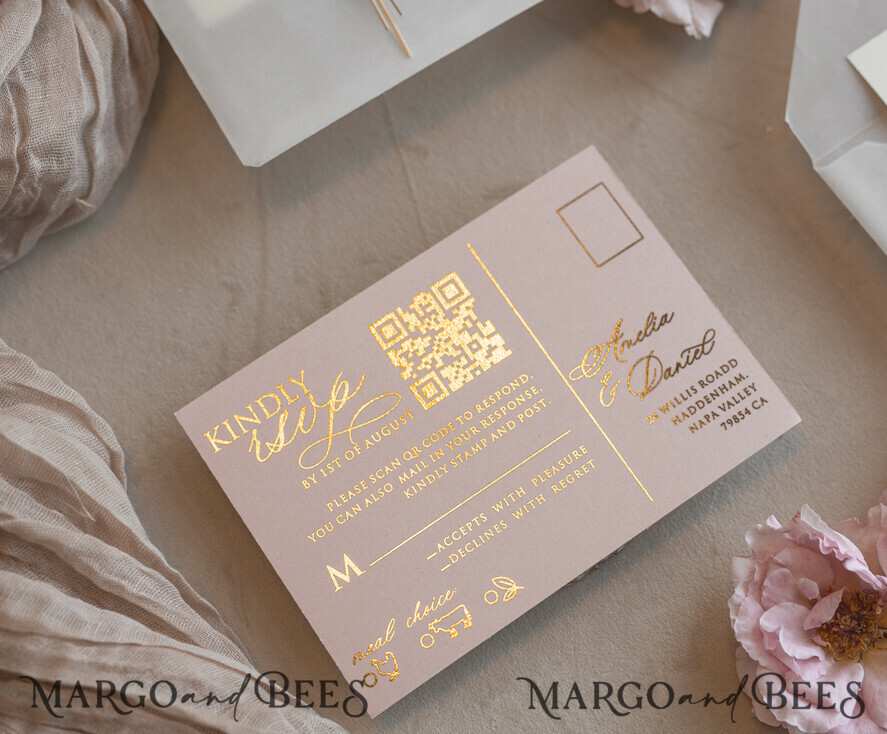 Whimsical Blush Gold Wedding Invitation with vellum etui natural dierd flowers pampass gras, Garden Elegant Floral Wedding Invitation with mirror gold heart