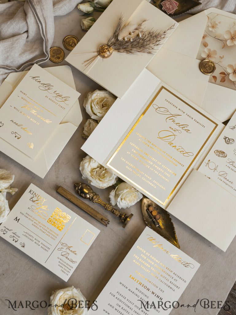 Folder Ivory Gold Wedding Invitation with natural dried flowers and pampass gras , Garden Elegant Floral Wedding Invitation