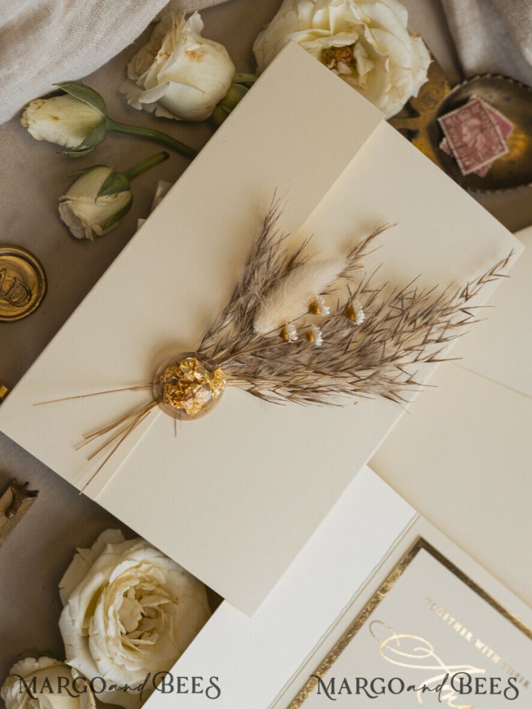 Folder Ivory Gold Wedding Invitation with natural dried flowers and pampass gras , Garden Elegant Floral Wedding Invitation