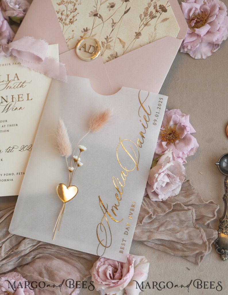 Whimsical Blush Gold Wedding Invitation with vellum etui natural dierd flowers pampass gras, Garden Elegant Floral Wedding Invitation with mirror gold heart