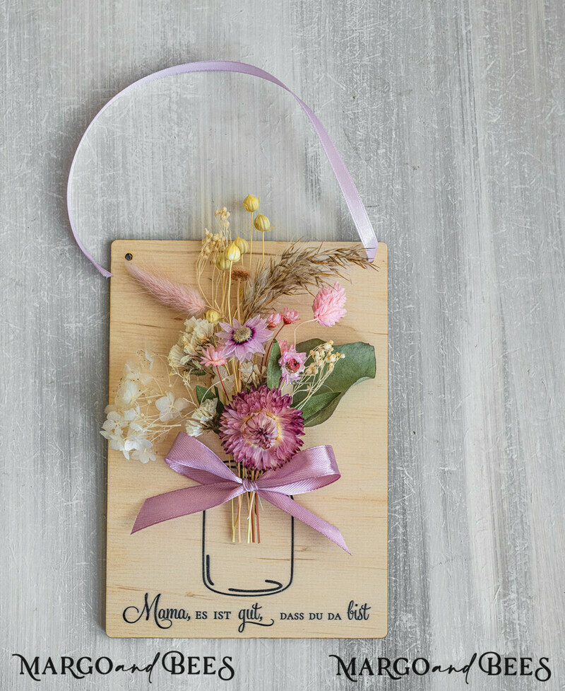 Persönliches Muttertagsgeschenk: Holzkarte mit Widmung & Trockenblumen in eleganter Geschenkbox