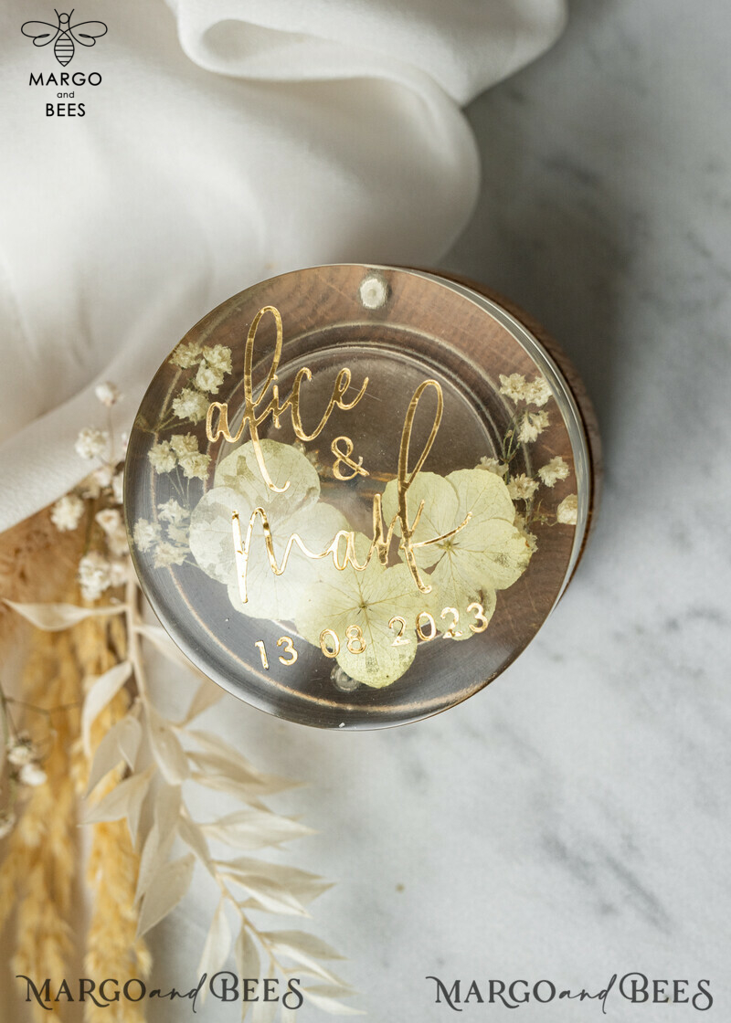 Handcrafted Epoxy Resin and Wood Wedding Ring Box for Ceremony: A Perfect Blend of Elegance and Nature
Boho Epoxy Wedding Ring Boxes: His and Hers, Uniquely Beautiful
Transparent Epoxy Double Ring Box for Wedding: A Symbol of Love in Clear View
Wood Resin Flowers Marriage Proposal Ring Box: A Whimsical Touch to Your Special Moment-4