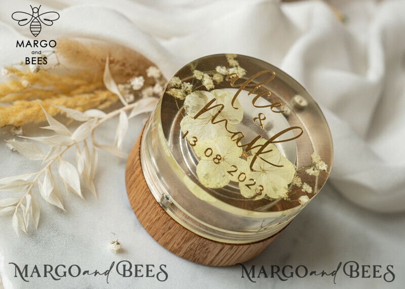 Handcrafted Epoxy Resin and Wood Wedding Ring Box for Ceremony: A Perfect Blend of Elegance and Nature
Boho Epoxy Wedding Ring Boxes: His and Hers, Uniquely Beautiful
Transparent Epoxy Double Ring Box for Wedding: A Symbol of Love in Clear View
Wood Resin Flowers Marriage Proposal Ring Box: A Whimsical Touch to Your Special Moment-7