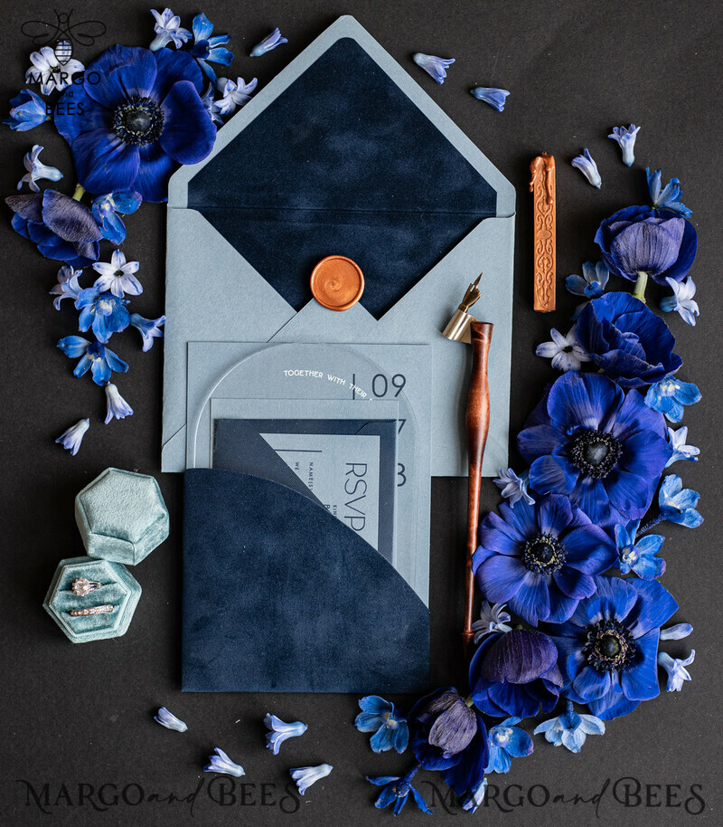 Elegant Plexi Wedding Invitation Suite: Luxury Arch Acrylic & Velvet Pocket in Navy Blue with Light Blue Modern Invites-5
