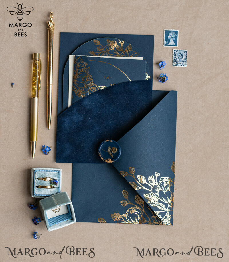 Elegant Arch Wedding Invitations: Navy Blue Velvet Pocket, Dark Blue and Gold Modern Wedding Invitation Suite-12