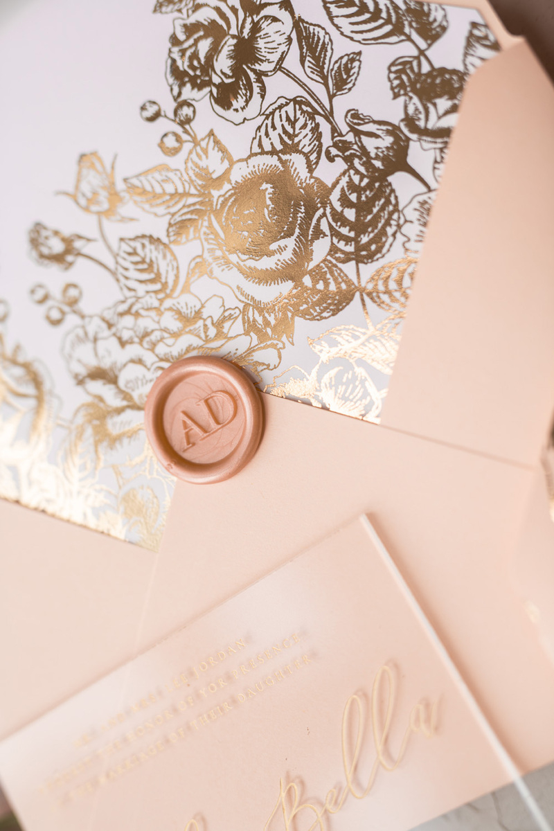 Acrylic Transparent Wedding Invitations Gold  Vellum Roses Wrap Glitter Envelope with Peach  Flowers Wax Seal -25