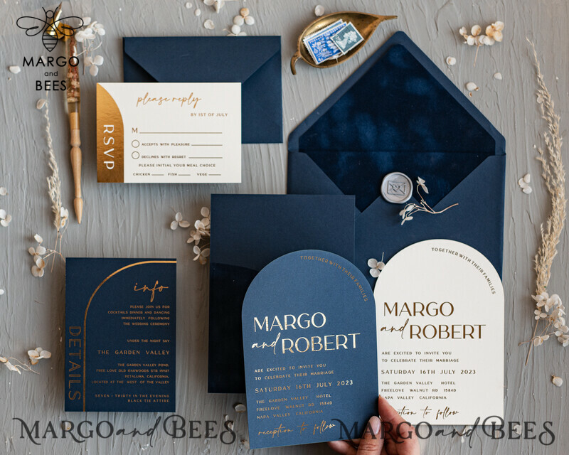 Elegant Arch Wedding Invitations: Navy Blue Velvet Pocket with Dark Blue and Gold Modern Wedding Invitation Suite-6