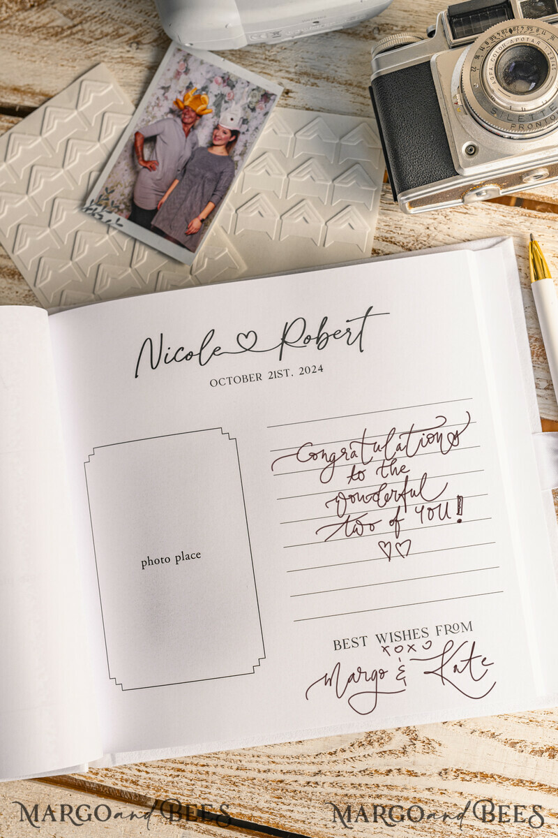 Should you have a wedding guest book?-5
