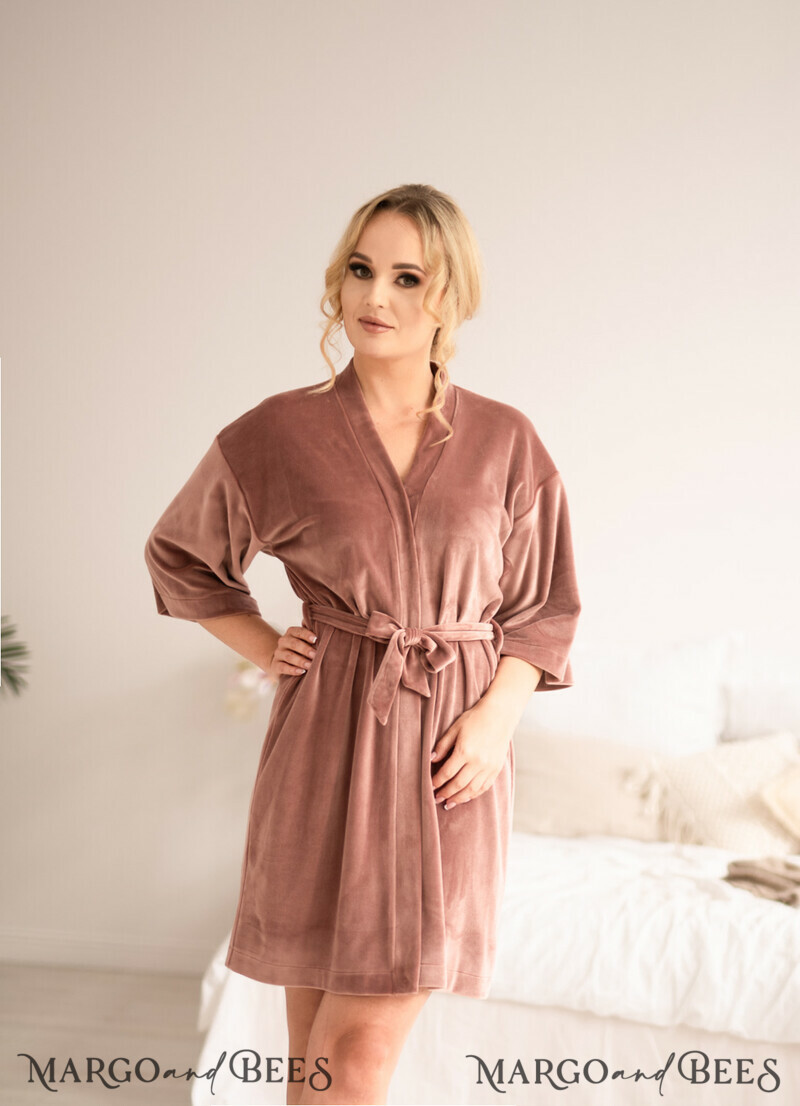 Rose Gold Velvet wedding Robe, Custom bespoke wedding Robe, Bride Gift Robe with Gold Text-2