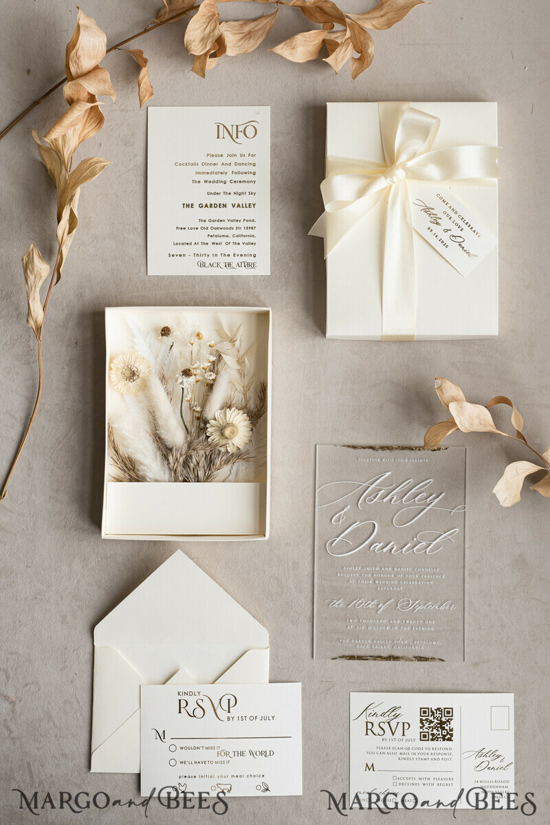 Natural Dried Flowers Wedding Invitations in velvet box, Plexi Glamour Boxed Wedding Invitation Suite Luxury, Romantic Velvet Wedding Cards, Bespoke Golden Invites-19