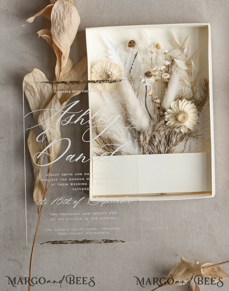 Natural Dried Flowers Wedding Invitations in velvet box, Plexi Glamour Boxed Wedding Invitation Suite Luxury, Romantic Velvet Wedding Cards, Bespoke Golden Invites-6