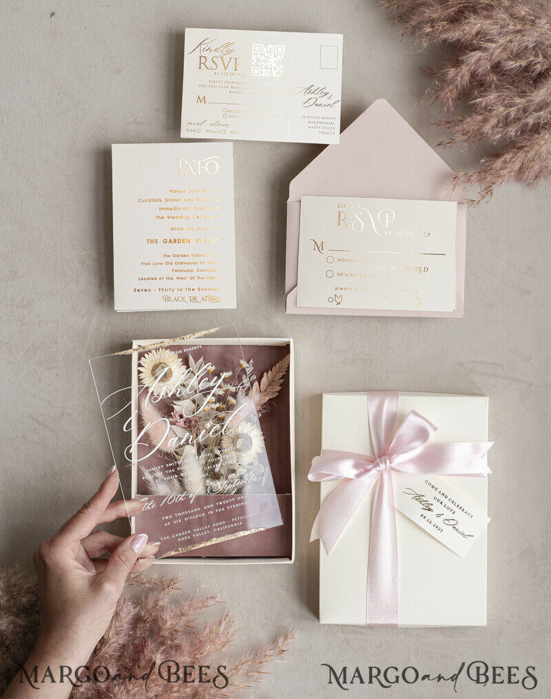 Natural Dried Flowers Wedding Invitations in velvet box, Plexi Glamour Boxed Wedding Invitation Suite Luxury, Romantic Velvet Wedding Cards, Bespoke Golden Invites-5