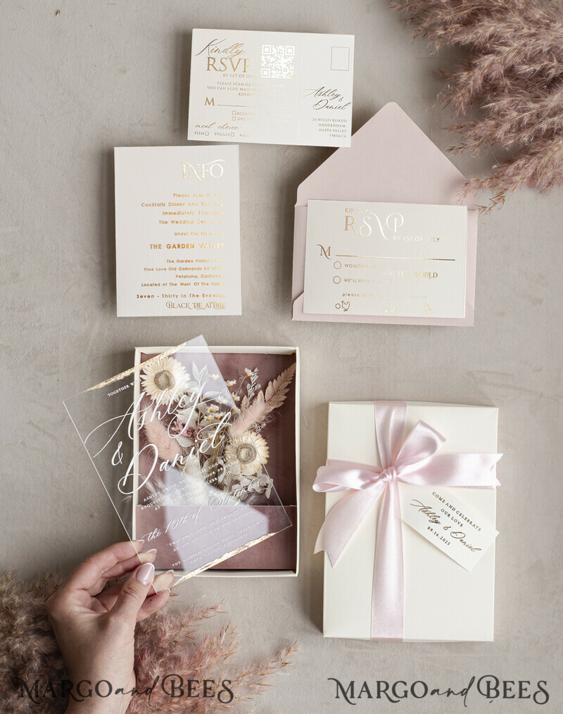 Natural Dried Flowers Wedding Invitations in velvet box, Plexi Glamour Boxed Wedding Invitation Suite Luxury, Romantic Velvet Wedding Cards, Bespoke Golden Invites-6