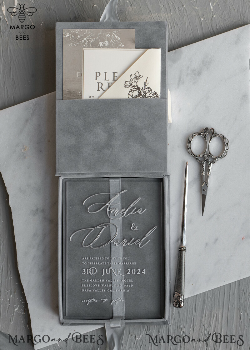 Elegant Silver Foil Wedding Invitation Box: The Epitome of Luxury and Romance-9