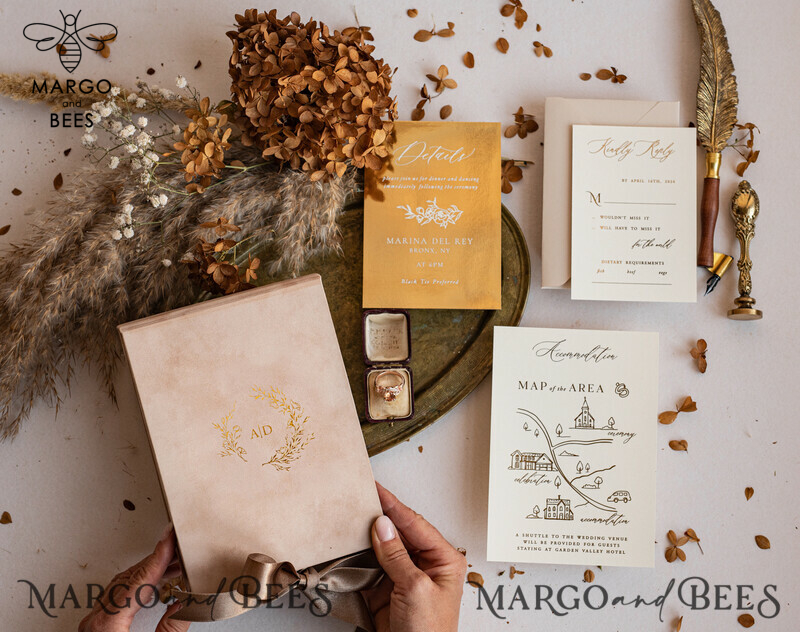 Exquisite Luxury Gold Foil Wedding Invitations: A Velvet Box Revelation-8
