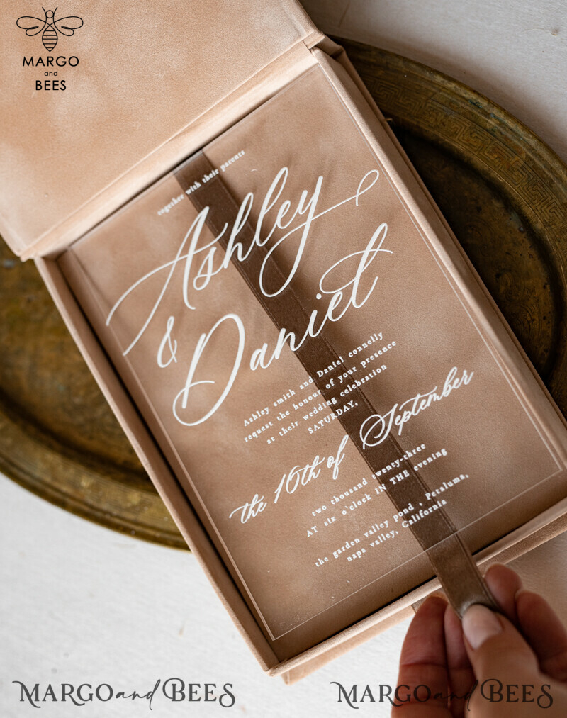 Exquisite Luxury Gold Foil Wedding Invitations: A Velvet Box Revelation-18