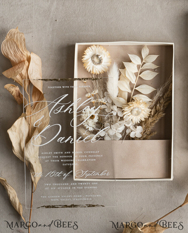 Natural Dried Flowers Wedding Invitations in velvet box, Plexi Glamour Boxed Wedding Invitation Suite Luxury, Romantic Velvet Wedding Cards, Bespoke Golden Invites-16