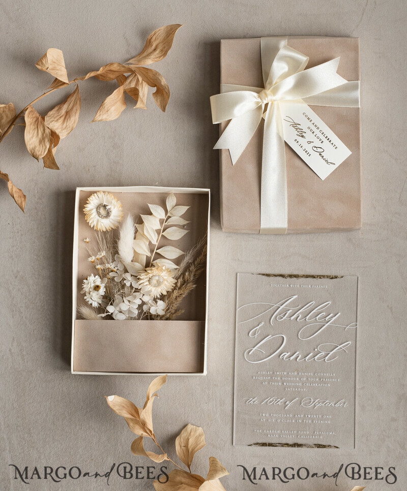 Natural Dried Flowers Wedding Invitations in velvet box, Plexi Glamour Boxed Wedding Invitation Suite Luxury, Romantic Velvet Wedding Cards, Bespoke Golden Invites-29
