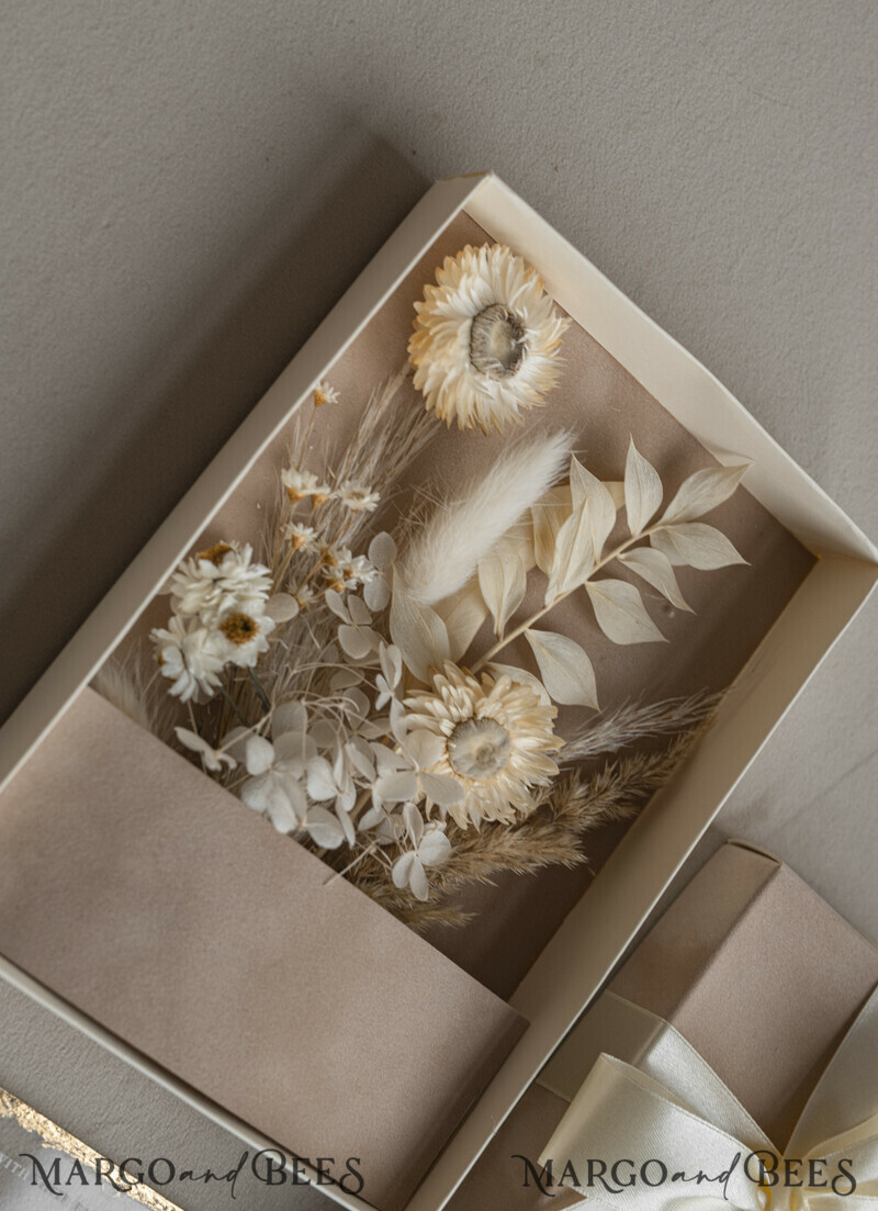 Natural Dried Flowers Wedding Invitations in velvet box, Plexi Glamour Boxed Wedding Invitation Suite Luxury, Romantic Velvet Wedding Cards, Bespoke Golden Invites-33