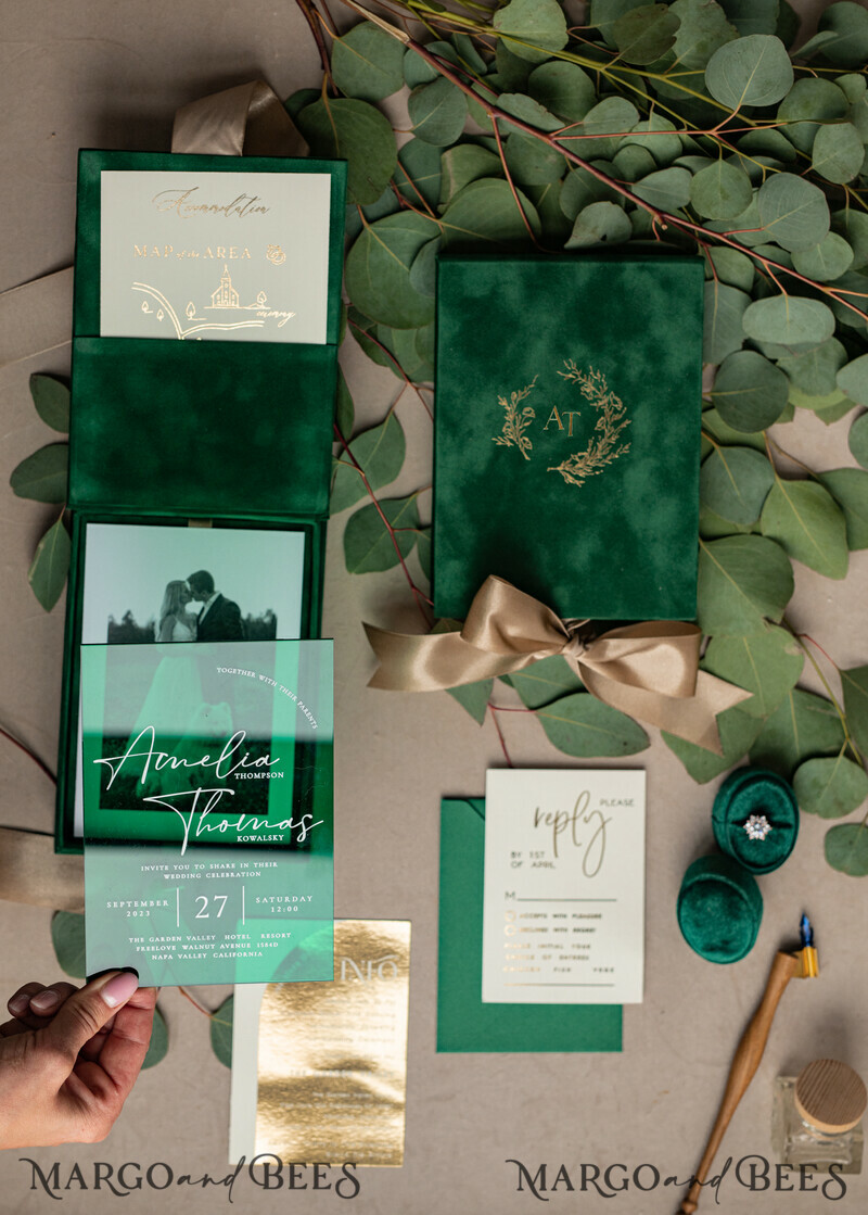 Emerald green Velvet Boxed Wedding Invitation Box, Clear Green Plexi glass wedding invitations, Elegant green Velvet Wedding Cards-7