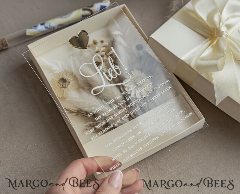  Geldgeschenk zur Hochzeit mit Strauß aus Trockenblumen personalisiert. Geschenkschachtel für Geld für das Brautpaar-16