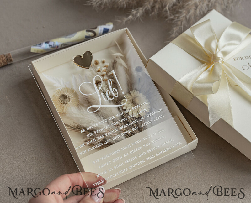  Geldgeschenk zur Hochzeit mit Strauß aus Trockenblumen personalisiert. Geschenkschachtel für Geld für das Brautpaar-17
