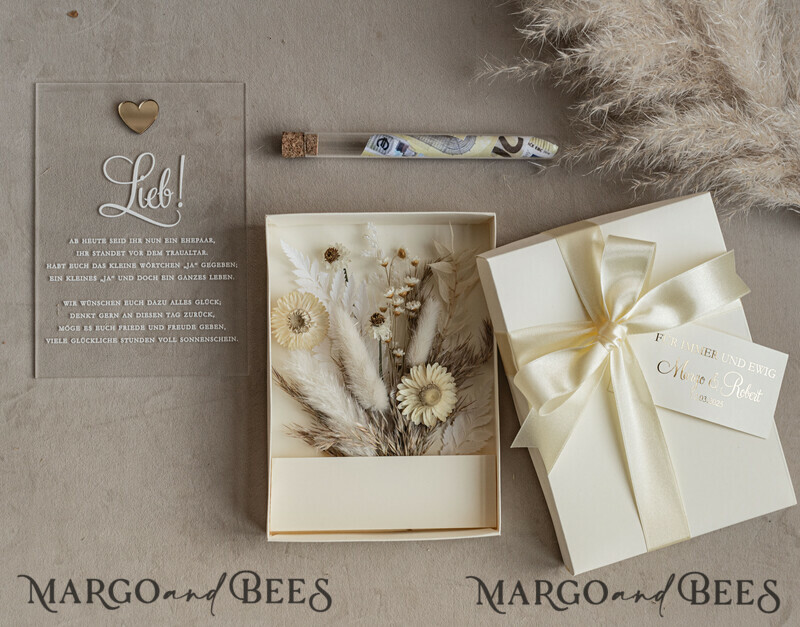  Geldgeschenk zur Hochzeit mit Strauß aus Trockenblumen personalisiert. Geschenkschachtel für Geld für das Brautpaar-9