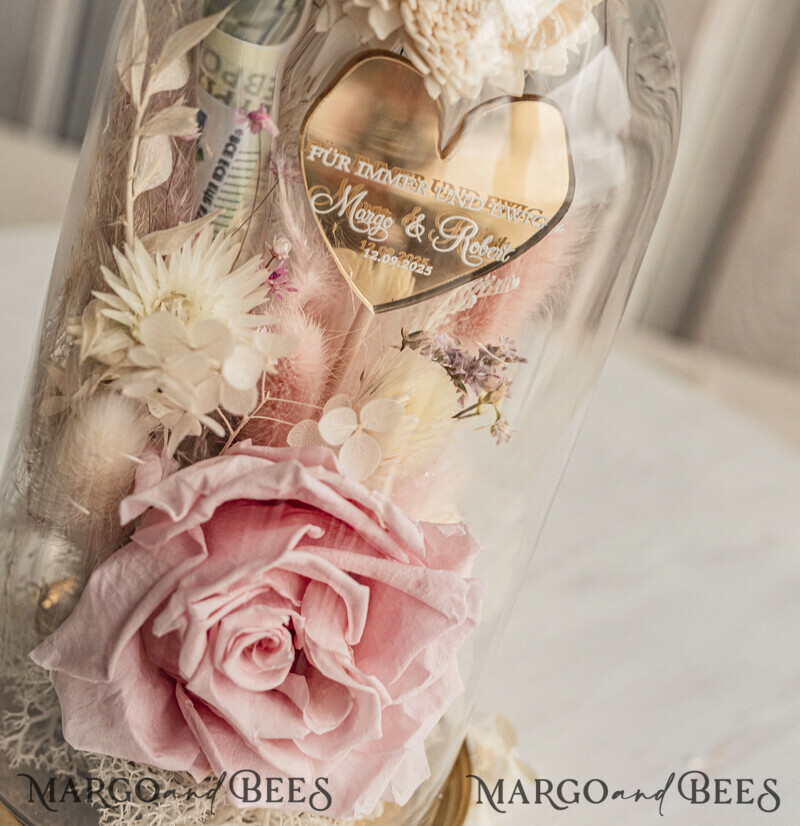  Geldgeschenk zur Hochzeit mit Strauß aus Trockenblumen personalisiert. Geschenkschachtel für Geld für das Brautpaar-1