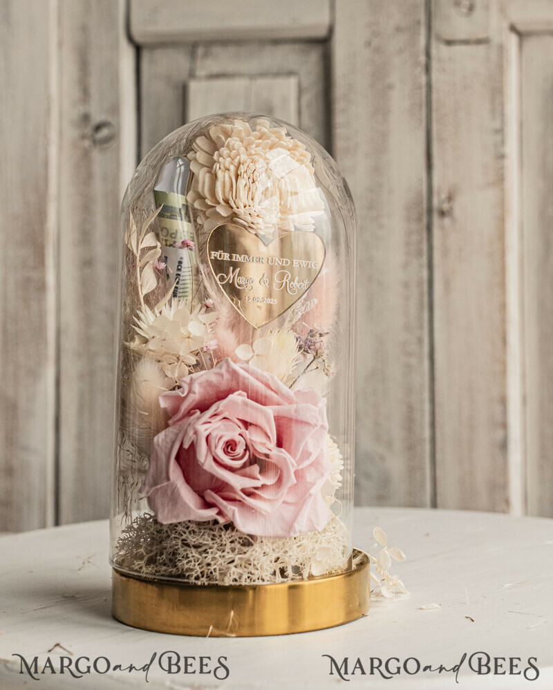  Geldgeschenk zur Hochzeit mit Strauß aus Trockenblumen personalisiert. Geschenkschachtel für Geld für das Brautpaar-0