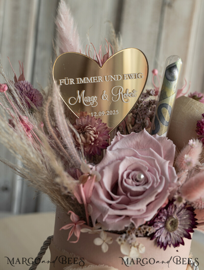 Geschenkschachtel für Geld Geldgeschenk zur Hochzeit mit Strauß aus Trockenblumen personalisiert-1