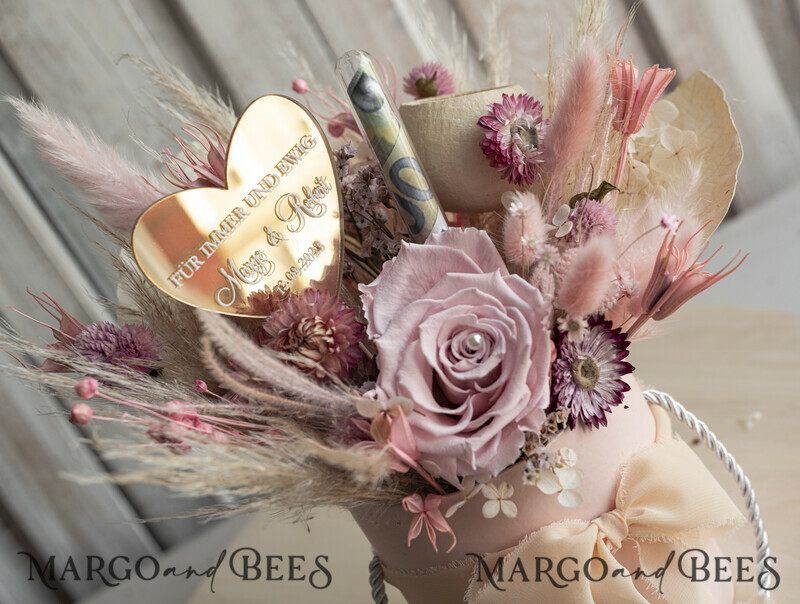 Geschenkschachtel für Geld Geldgeschenk zur Hochzeit mit Strauß aus Trockenblumen personalisiert-2
