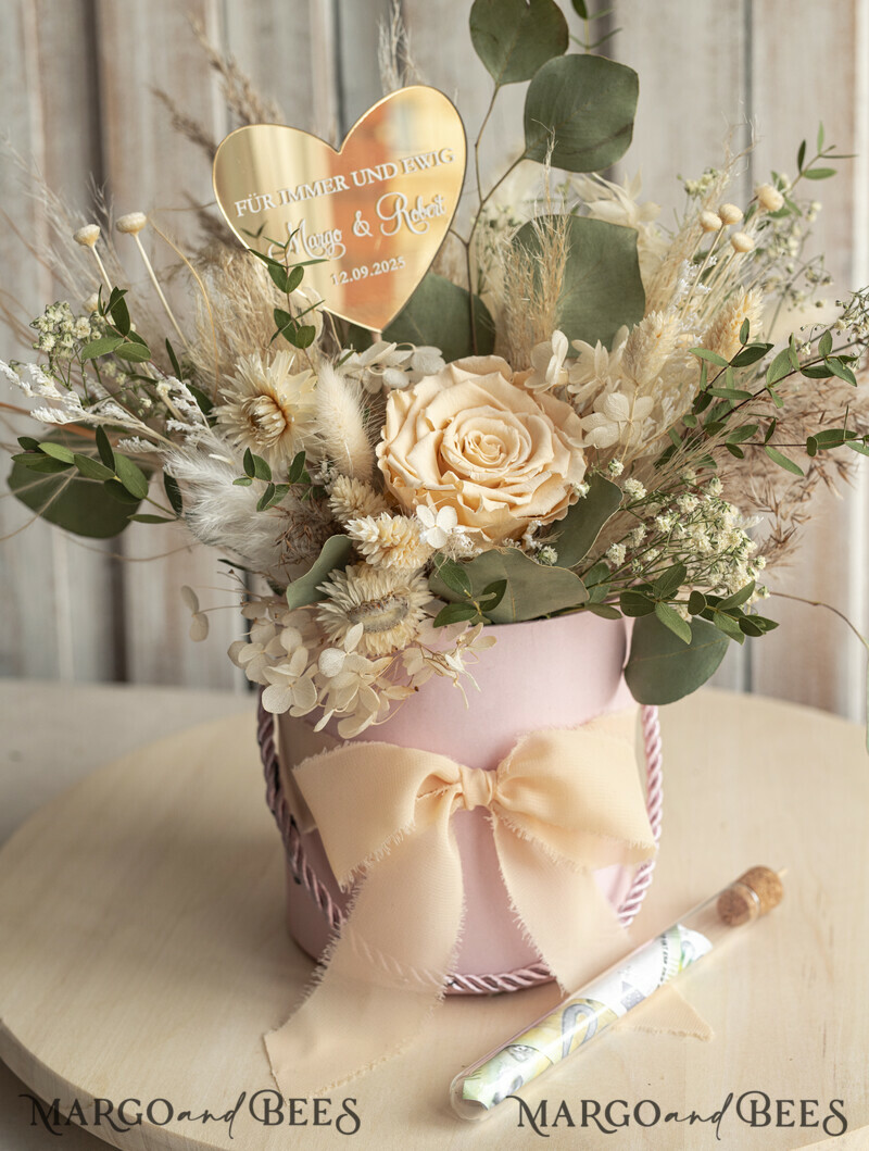 Geschenkschachtel für Geld Geldgeschenk zur Hochzeit mit Strauß aus Trockenblumen-0